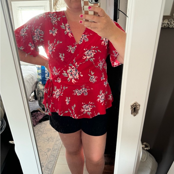 Kaileigh plus size wrap top - Picture 4 of 5